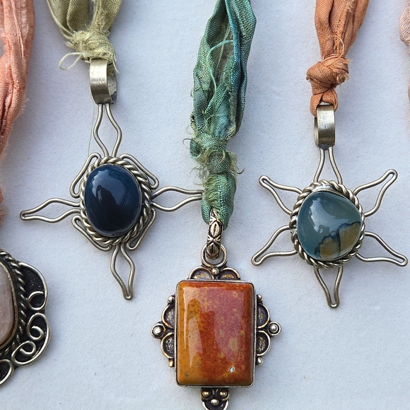 5 BOHO Hippie SARI necklaces With Metal Stone Pendants Made In PERU All Pictured - Picture 4 of 11